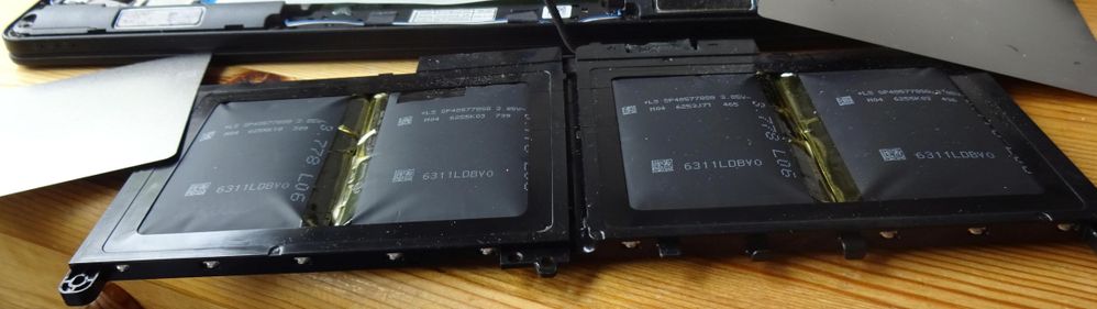 aufgeblähte Lithiumzellen Akku Latitude E7270