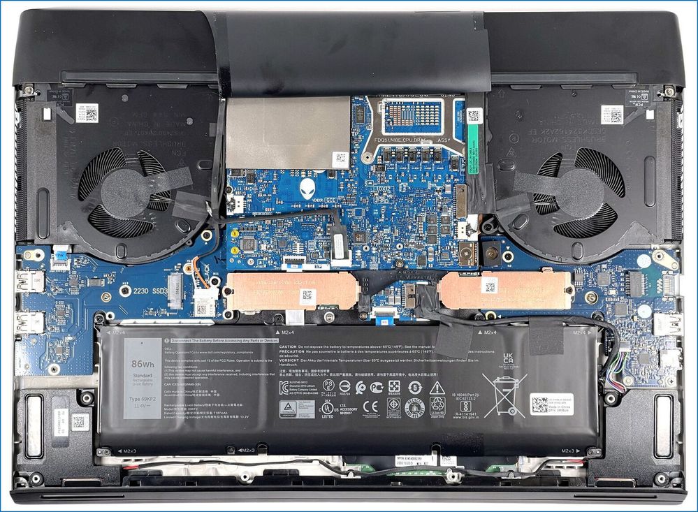Alienware m17 R4 with Base cover removed.jpg