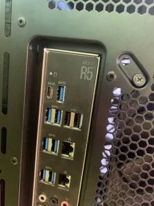 Alienware area 51 outlet r5 case