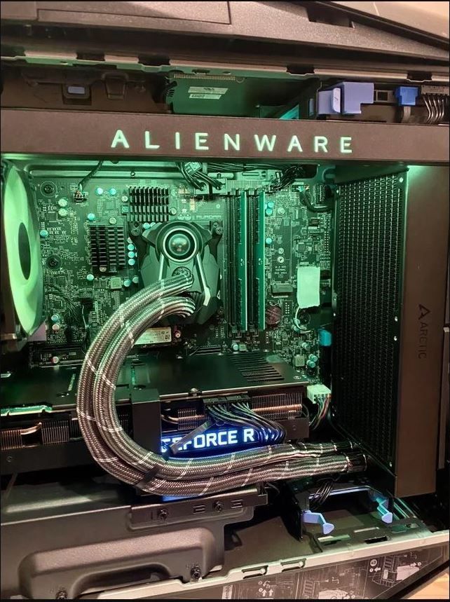 Alienware aurora hot sale water cooling